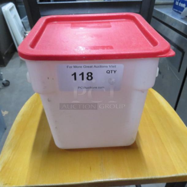 One 8 Quart Food Storage Container With Lid. - Image 1 of 1