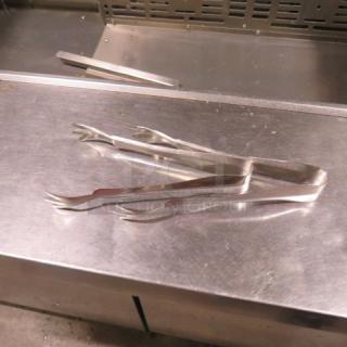 Stainless Steel Ice/Bar Tong. 2XBID