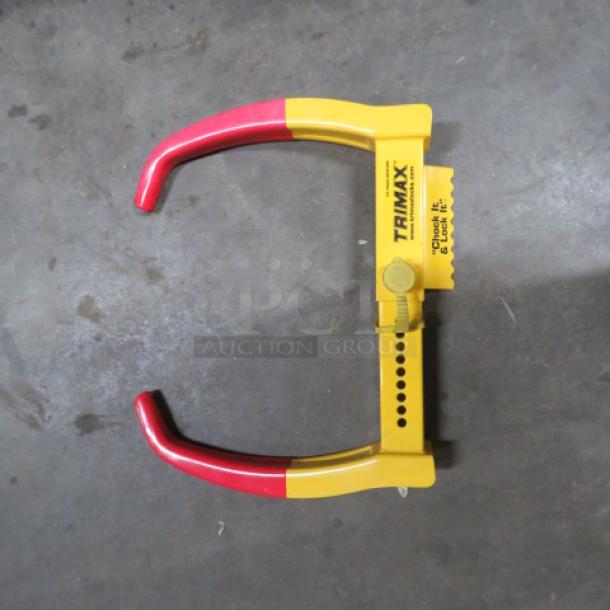 One Trimax Wheel Chock Lock. - Image 1 of 1