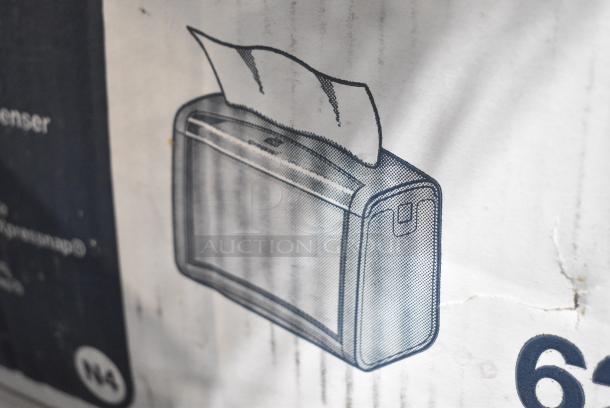 2 BRAND NEW! Boxes of 4 Tork 62 32 000 Napkin Dispenser. 2 Times Your Bid! - Image 3 of 7