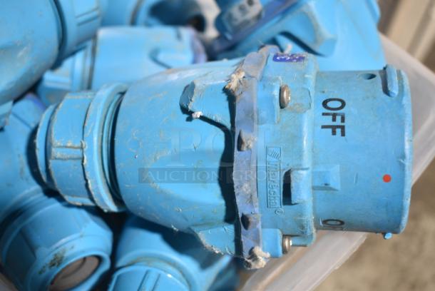 ALL ONE MONEY! Lot of 15 Plug Heads - Image 3 of 4