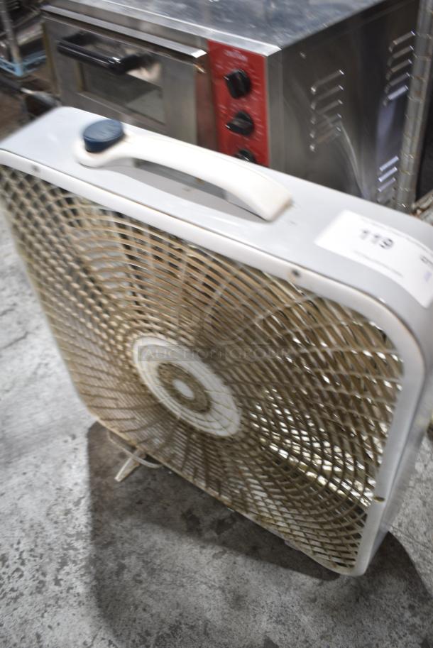 White Poly Box Fan. 115 Volts, 1 Phase. Tested and Working! - Image 2 of 3