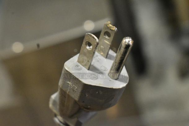 2023 Solwave 180MW1000D Stainless Steel Commercial Countertop Microwave Oven. 120 Volts, 1 Phase. - Image 5 of 6