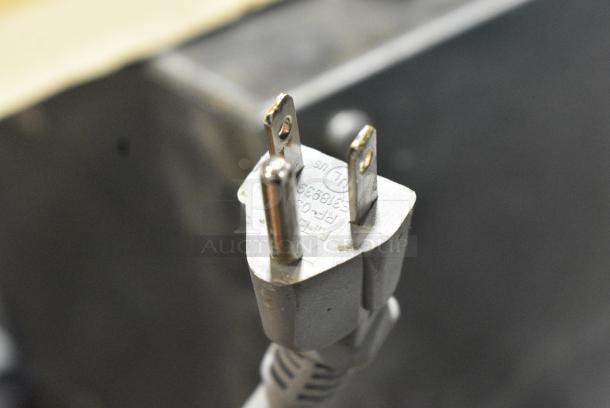 2023 Solwave 180MW112D Stainless Steel Commercial Countertop Microwave Oven. 120 Volts, 1 Phase. - Image 5 of 6