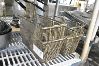 4 Metal Fry Baskets. 4 Times Your Bid!