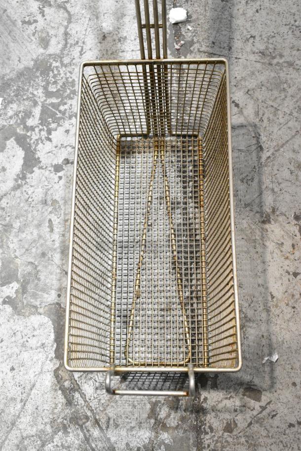 4 Metal Fry Baskets. 4 Times Your Bid! - Image 6 of 6