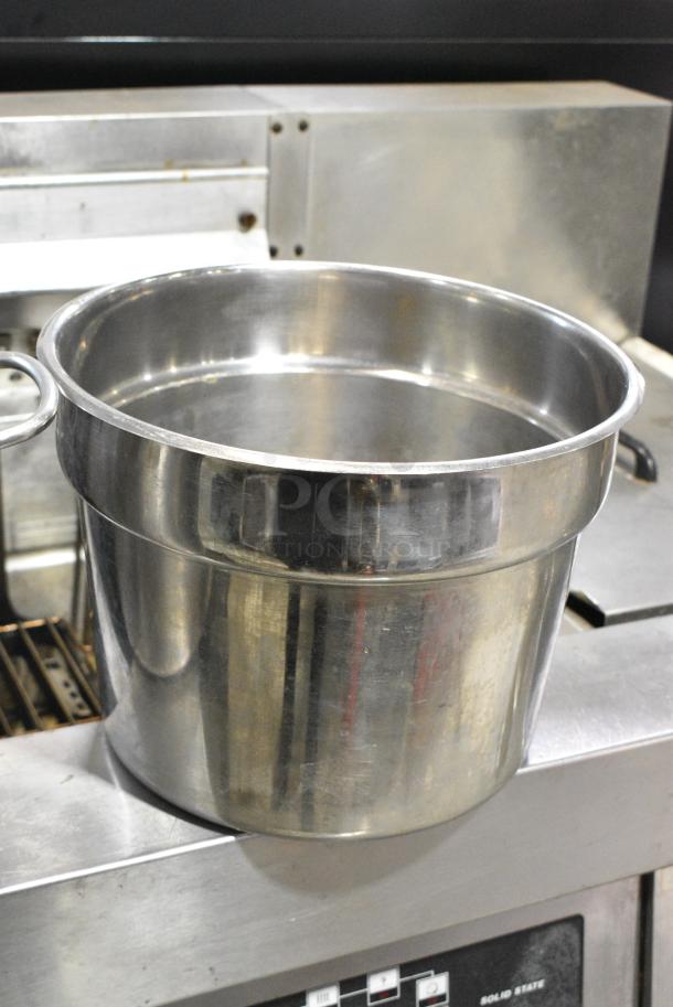 2 Metal Items; Stock Pot and Bin. 2 Times Your Bid! - Image 3 of 6