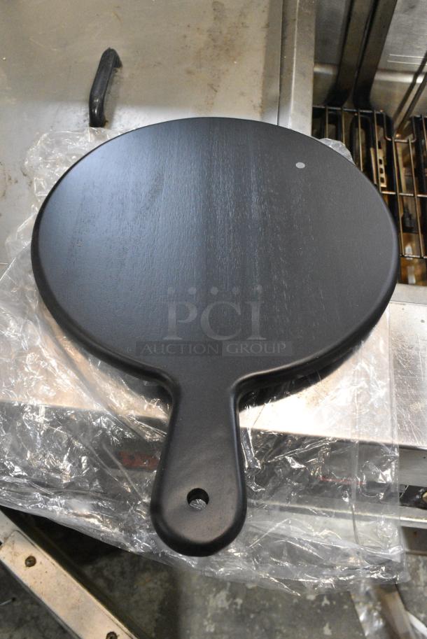 29 BRAND NEW! Theshold Eastport Server Board. 29 Times Your Bid! - Image 1 of 4