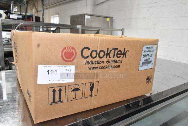 BRAND NEW IN BOX! 2016 CookTek B651-U2 Metal Single Burner Electric Powered Induction Range. 100-125 Volts, 1 Phase. - Image 2 of 10