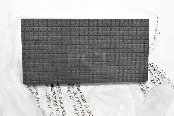 2 BRAND NEW SCRATCH AND DENT! Cast Iron Press for Griddle. 2 Times Your Bid! - Image 8 of 8