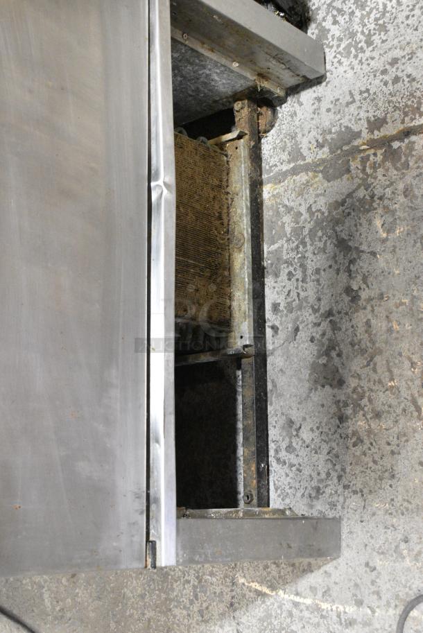 Torrey CS-16 Stainless Steel Commercial Single Door Reach In Cooler. 115 Volts, 1 Phase. Tested and Powers On But Does Not Get Cold - Image 3 of 6