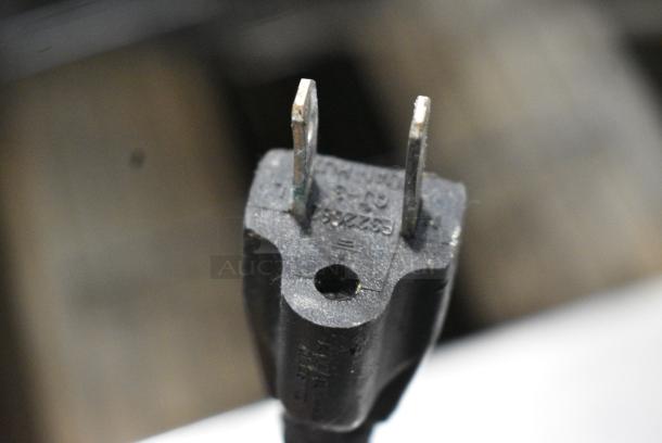 Torrey CS-16 Stainless Steel Commercial Single Door Reach In Cooler. 115 Volts, 1 Phase. Tested and Powers On But Does Not Get Cold - Image 4 of 6