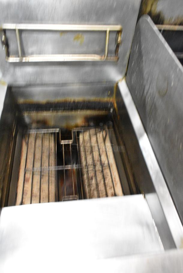 Frymaster FPPH255SD Stainless Steel Commercial Natural Gas Powered 2 Bay Deep Fat Fryer on Commercial Casters. 105,000 BTU. - Image 6 of 11