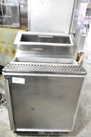 Silver King SKF2A Stainless Steel Commercial Prep Table. 115 Volts, 1 Phase. Tested and Working!