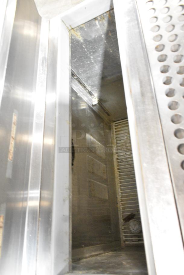 Silver King SKF2A Stainless Steel Commercial Prep Table. 115 Volts, 1 Phase. Tested and Working! - Image 3 of 7