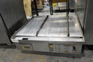 AccuTemp EGF2083A3608 Stainless Steel Commercial Countertop Electric Powered Flat Top Griddle. 208 Volts, 3 Phase.