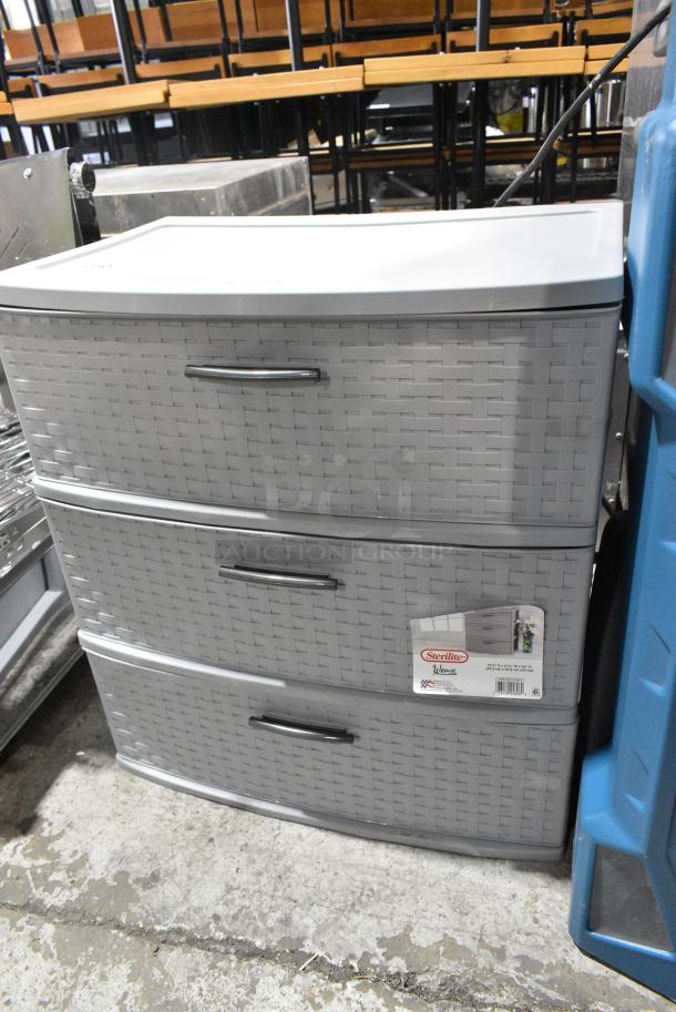 BRAND NEW SCRATCH AND DENT! Sterilite Wave Gray 3 Drawer Unit. - Image 2 of 3