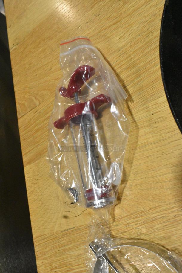 5 BRAND NEW SCRATCH AND DENT! Items Including Ladel, 2 Collars and Skillet. 5 Times Your Bid! - Image 5 of 7