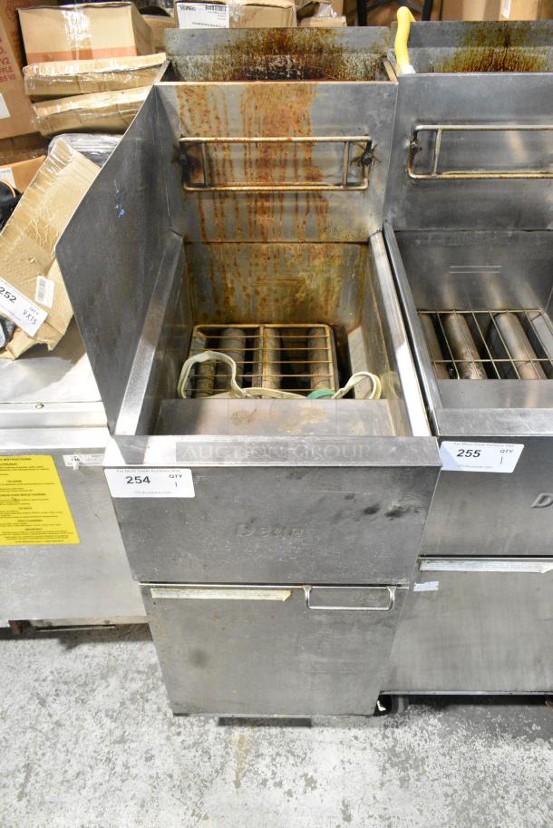 Dean SR42GN Stainless Steel Commercial Floor Style Natural Gas Powered Deep Fat Fryer w/ Splash Guard on Commercial Casters. 105,000 BTU. - Image 1 of 6