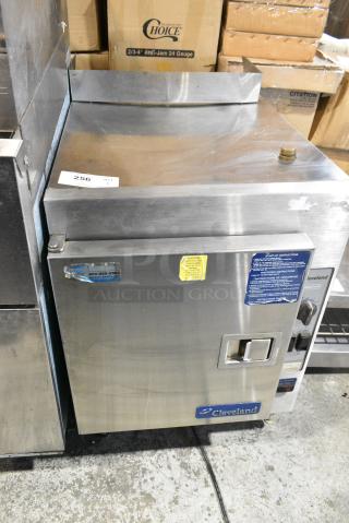 Cleveland 21CGA5 Stainless Steel Commercial Natural Gas Powered Single Deck Steam Cabinet. 70,000 BTU.