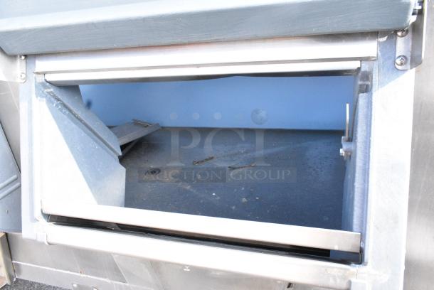 Follett DEV2100SG-72 Stainless Steel Commercial Ice Bin - Image 5 of 8