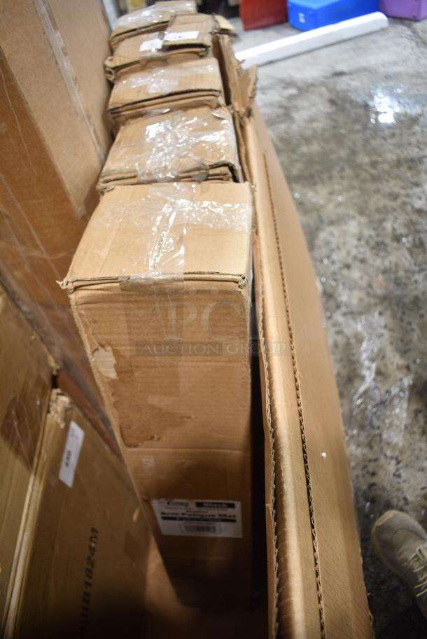 5 BRAND NEW SCRATCH AND DENT! Choice 844CBBLKBEV Black Rubber Anti-Fatigue Floor Mat with Beveled Edge - 1/2" Thick. 5 Times Your Bid! - Image 1 of 2