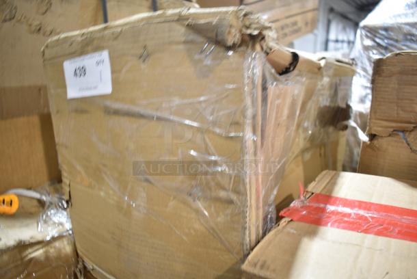 BRAND NEW SCRATCH AND DENT! Regency 600CDT60R 16 Gauge 5' Clean Dish Table - Right Drainboard - Image 2 of 4