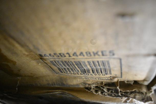 2 BRAND NEW SCRATCH AND DENT! Steelton 465B1448KE5 14" x 48" NSF Black Epoxy 5-Shelf Kit with 72" Posts. 2 Times Your Bid! - Image 3 of 3