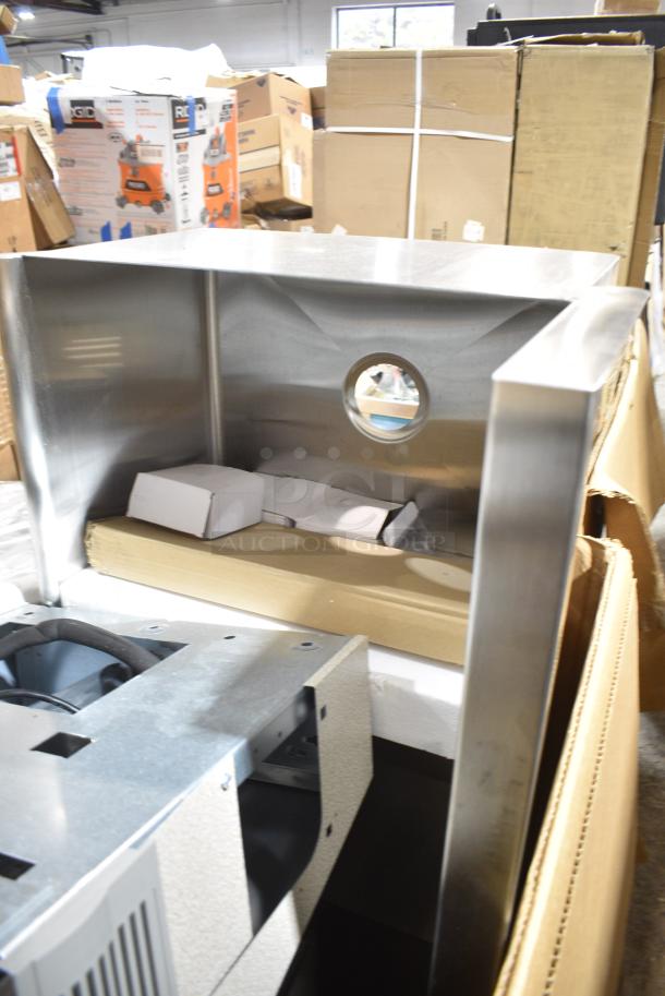 BRAND NEW SCRATCH AND DENT! Stainless Steel 3 Bay Sink. No Legs. - Image 1 of 3