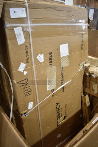 BRAND NEW SCRATCH AND DENT! Regency 600WTS30X60S Spec Line 30" x 60" 14-Gauge 304 Stainless Steel Commercial Open Base Work Table