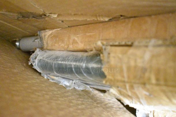 5 BRAND NEW SCRATCH AND DENT! Boxes of 4 Regency 460EGP74 Regency 74" NSF Green Epoxy Post. 5 Times Your Bid! - Image 5 of 7