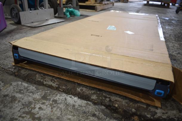 BRAND NEW SCRATCH AND DENT! Box of 2 Metro MQ2460G 24" Wide Shelf - Image 2 of 3