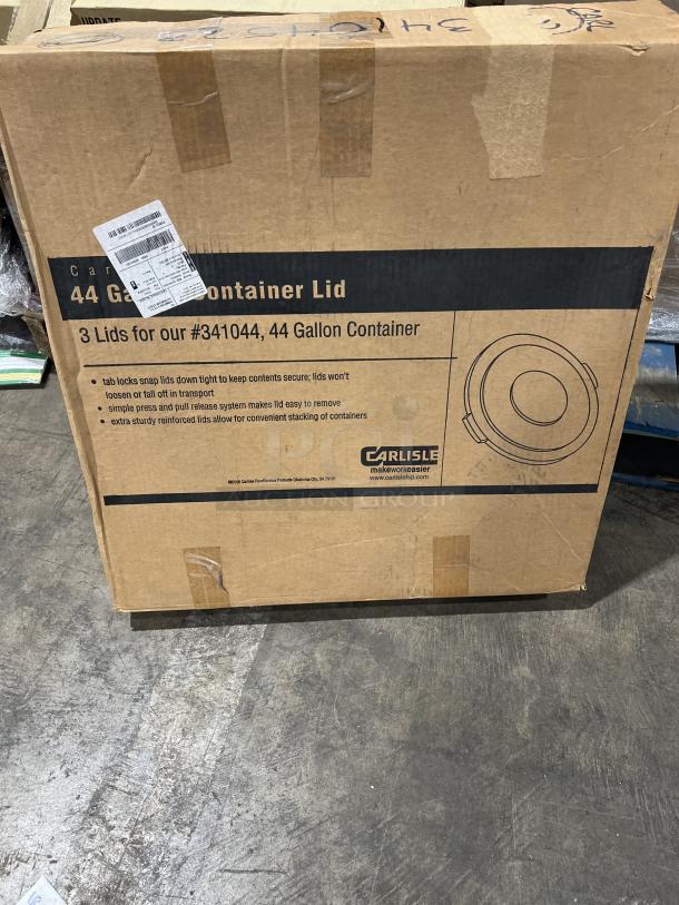 BRAND NEW! Rubbermaid BRUTE Series Commercial Gray Heavy-Duty Round Trash Can Lids! 3 Lids Per Box! Model: FG265400GRAY! All One Money! - Image 3 of 5