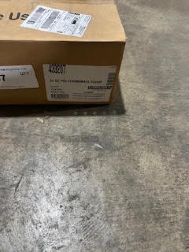 BRAND NEW! Carlisle Sparta Spectrum Series Commercial Clear Polycarbonate 32 Oz. Ice Scoops! 12 Per Box! Model: 433207! All One Money! - Image 3 of 5