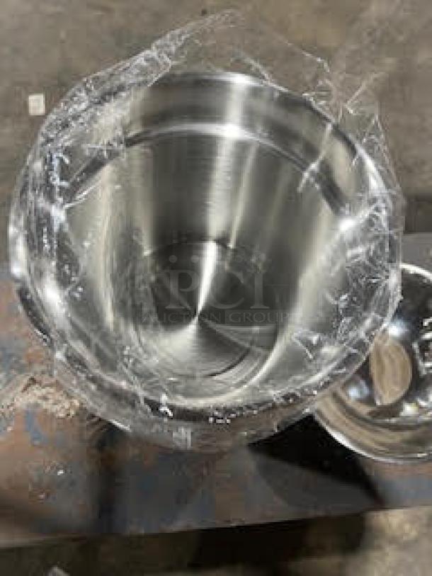 BRAND NEW! Winco Commercial Stainless Steel 7 Qt. Vegetable Inset Pans! Model: INS-7.0M! With Commercial Stainless Steel Mixing Bowl! 5X Your Bid! - Image 3 of 5