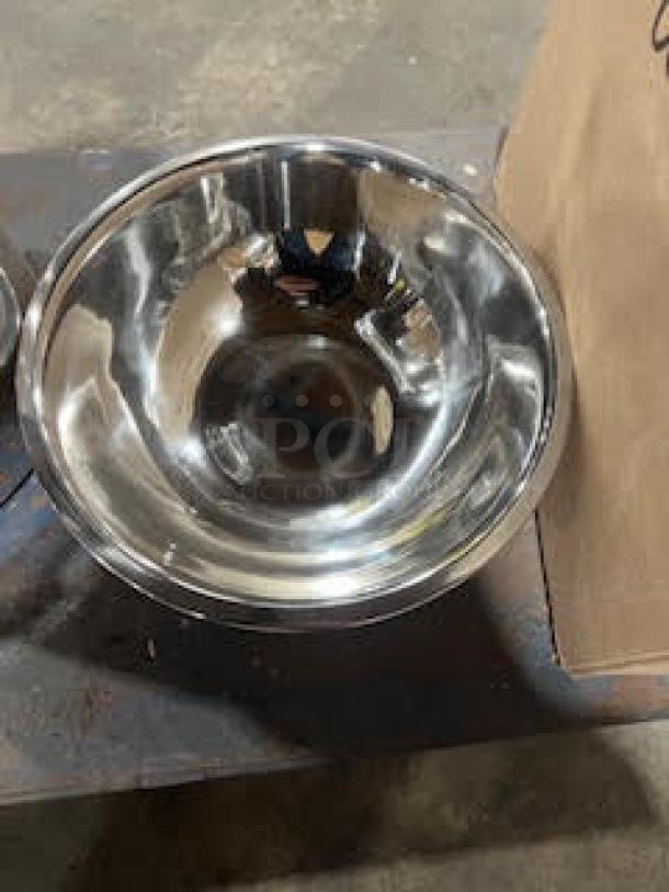 BRAND NEW! Winco Commercial Stainless Steel 7 Qt. Vegetable Inset Pans! Model: INS-7.0M! With Commercial Stainless Steel Mixing Bowl! 5X Your Bid! - Image 4 of 5