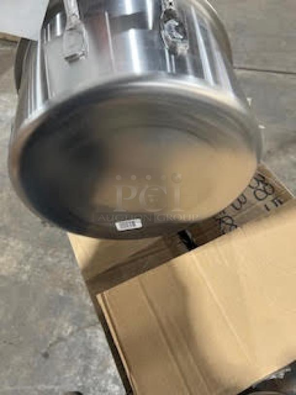 BRAND NEW! Vollrath Wear-Ever Series Commercial Aluminum Rolled Edge 14 Qt. Sauce Pot! With Handles! Model: 4332! - Image 5 of 6