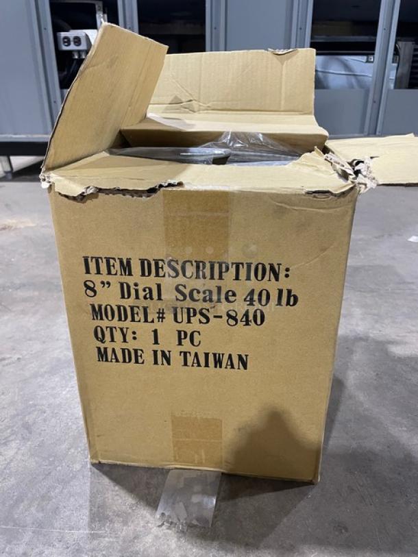 BRAND NEW! Update International Commercial Stainless Steel 40 Lb. Countertop Scale! With 8" Analog Dial! Model: UPS-840! - Image 5 of 6