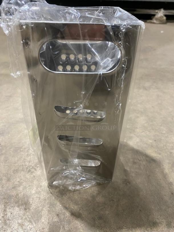 BRAND NEW! Tablecraft Commercial Stainless Steel 4-Sided Handheld Square Box Grater! Model: SG201! 3X Your Bid! - Image 5 of 6