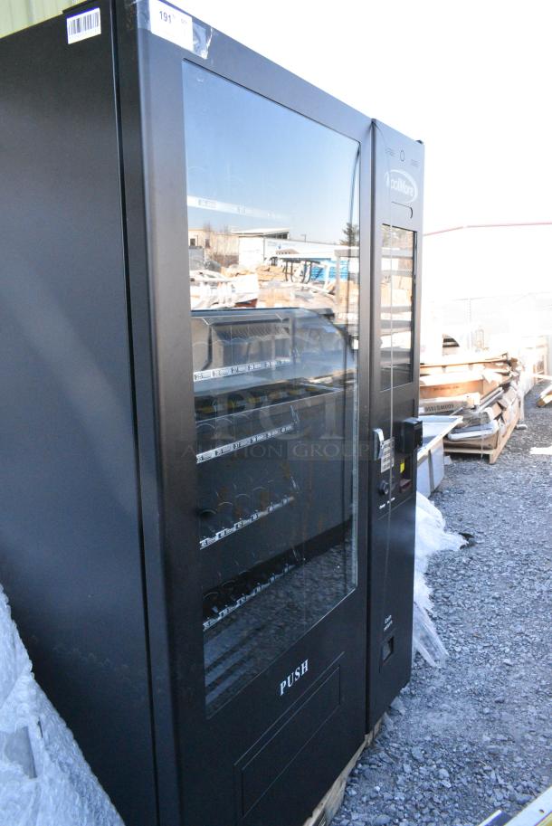 BRAND NEW SCRATCH AND DENT! KoolMore KM-VMNT-50-BR Metal Snack Vending Machine. Door Is Locked. 110 Volts, 1 Phase. Tested and Powers On But Does Not Get Cold - Image 2 of 9