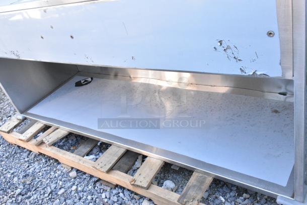 BRAND NEW SCRATCH AND DENT! Regency 600PB74B 74" Basic Stainless Steel Portable Bar with Two Removable Speed Rails and Ice Bin - Image 3 of 5