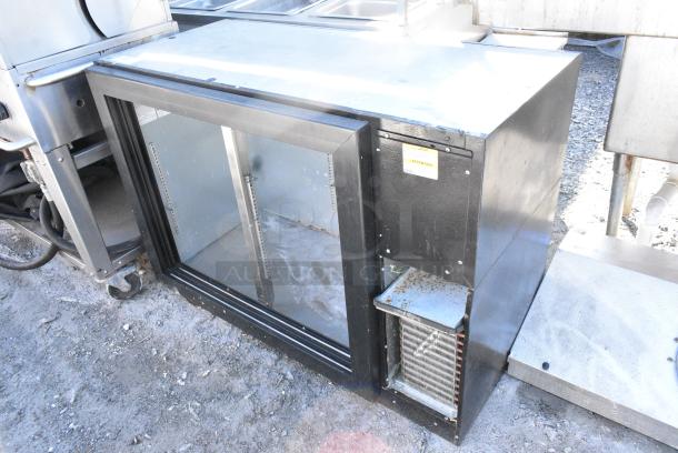 Beverage Air BB48GSY-1-B Metal Commercial 2 Door Back Bar Cooler Merchandiser. Missing Doors. 115 Volts, 1 Phase. - Image 2 of 6