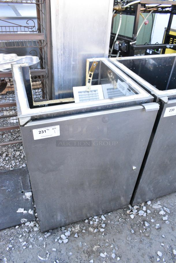 Perlick DB24 Stainless Steel Single Door Dry Storage Cabinet. No Top or Back - Image 2 of 5