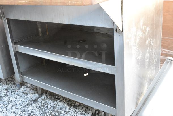 Stainless Steel Ice Bin Buffet Station w/ Butcher Block Cutting Board and 2 Under Shelves. - Image 3 of 4