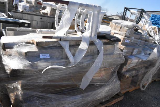 10 BRAND NEW SCRATCH AND DENT! Items Including Avantco 177EST5SG 71" Overshelf with Sneeze Guard for STE-5S, STE-5SG, STE-5MG, and STE-5M, Regency Wire Shelves, 600T3060G Regency 30" x 60" 18-Gauge 304 Stainless Steel Commercial Work Table with Galvanized Legs and Undershelf, 442BRK4460 Lavex 4" x 4" x 60" Kraft Corrugated RSC Shipping Box - 25/Bundle, 600SOS1860 Regency Stainless Steel Single Deck Overshelf - 18" x 60" x 19 1/4". 10 Times Your Bid! May Be Missing Pieces. - Image 1 of 8