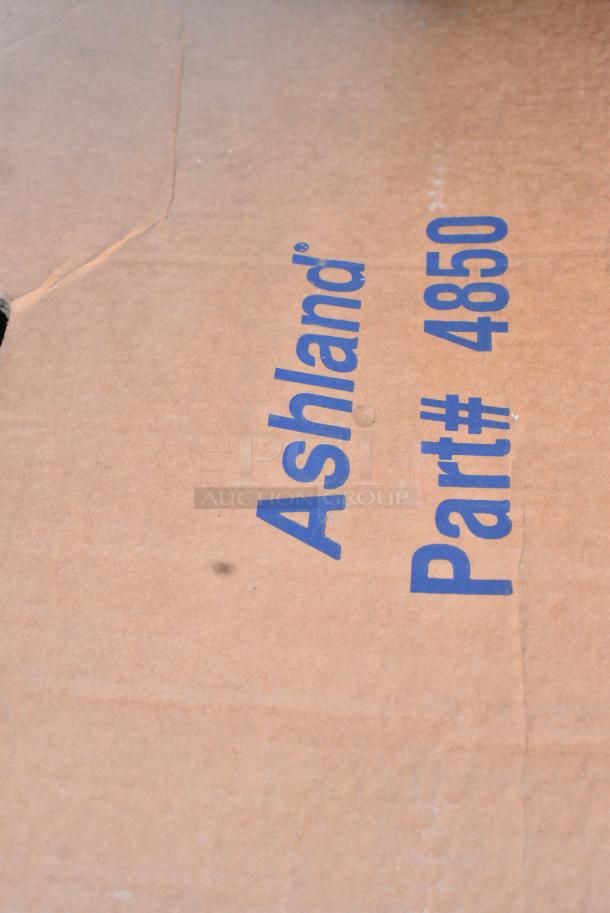 BRAND NEW SCRATCH AND DENT! Ashland PolyTrap 4850 100 lb. Grease Trap with Threaded Connections - Image 2 of 2