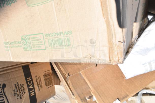 40 BRAND NEW SCRATCH AND DENT! Items Including 130BFORKWP Choice Individually Wrapped Medium Weight Black Polypropylene Plastic Fork - 1000/Case, 500MF993W1C Choice 9" x 9" x 3" 1-Compartment Microwaveable White Mineral-Filled Plastic Hinged Take-Out Container - 150/Case, 760TD24 Customizable Clear Cold Cups, 160SOUP26WPA Containers, 394365XL Powder-Free vinyl gloves, 612FS1116 Choice Full Size Foil Steam Table Pan Shallow 1 11/16" Depth - 50/Case, 50012DWPLAKR EcoChoice 12 oz. Smooth Double Wall Kraft Compostable Paper Hot Cup - 500/Case, 612FFL1230 Choice Foil Steam Table Pan Lid - Full Size - 50/Case. 40 Times Your Bid! - Image 13 of 15
