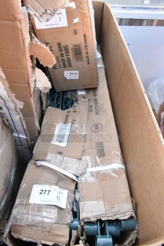2 BRAND NEW SCRATCH AND DENT! Boxes of 4 Regency 460EG2436 24" x 36" NSF Green Epoxy Wire Shelf. 2 Times Your Bid! May Be Missing Pieces.