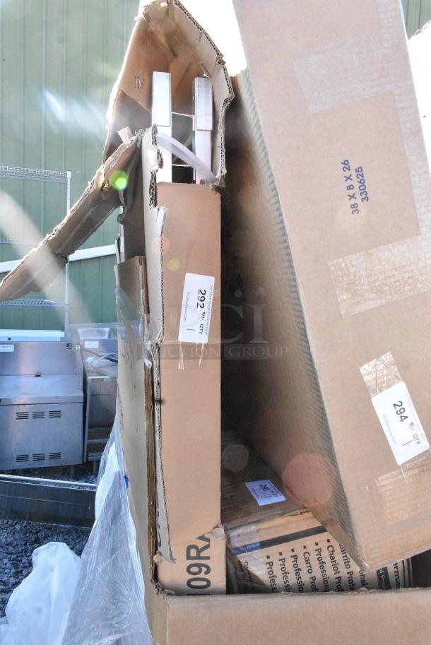 BRAND NEW SCRATCH AND DENT! Steelton 109RACKECON 20 Pan End Load Bun / Sheet Pan Rack - Unassembled. May Be Missing Pieces. - Image 1 of 3