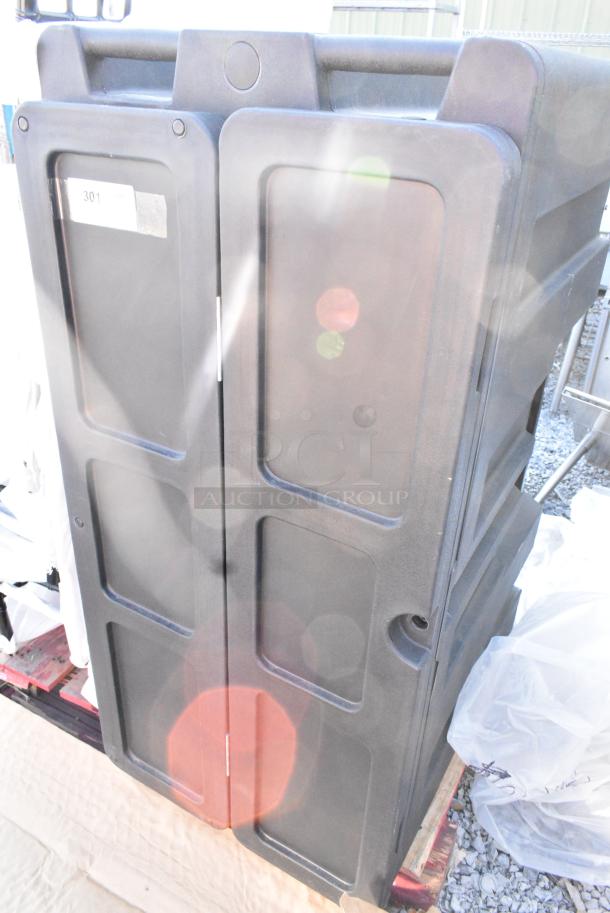 BRAND NEW SCRATCH AND DENT! IRP IRP-720 Black Arctic 3501536 Mobile 288 Qt. Cooler with Casters - Image 2 of 5